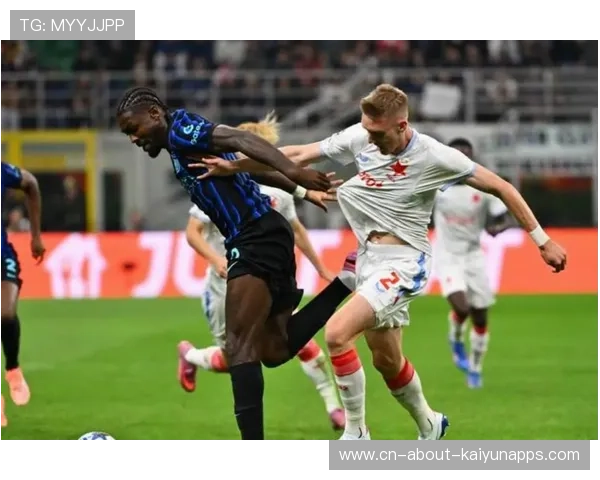 国际米兰防守模拟：球队练习在高压下的换人防守衔接